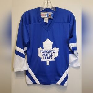 166. Toronto Maple Leafs NHL CCM Jersey - Youth